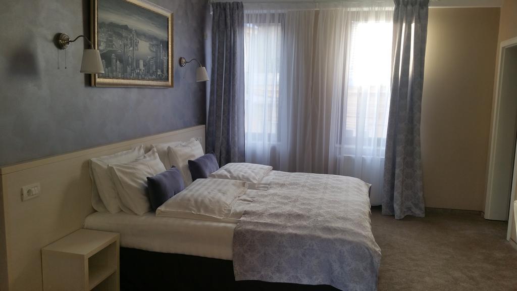 French Boutique 호텔 브라쇼브 외부 사진